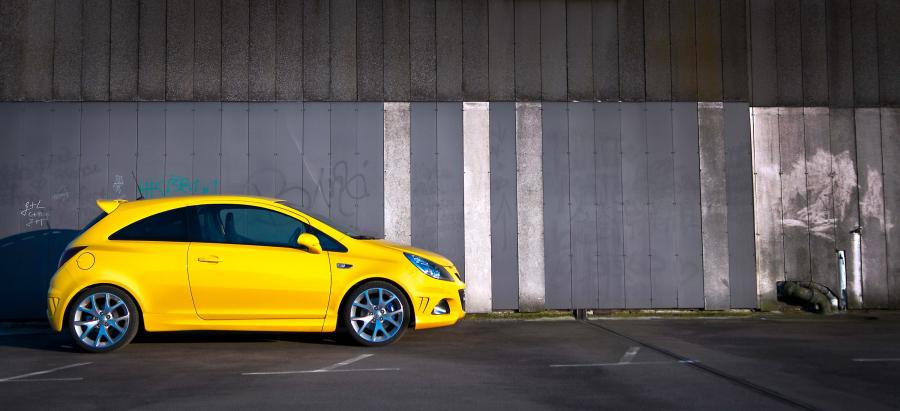  Opel Corsa 2011 года  (фото 9 из 18)